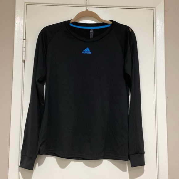 Adidas Top - Picture 1 of 8